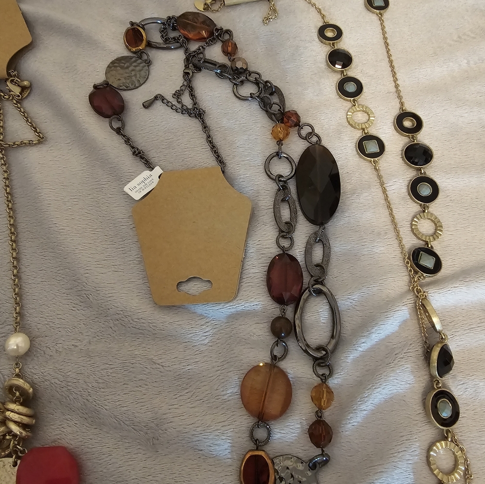 3 Lia Sophia Necklaces - Picture 5 of 7